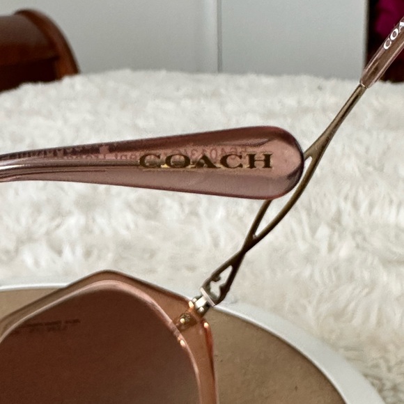 Authentic Coach Sunglasses - Picture 5 of 9